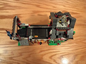 Lego System - Stone Tower Bridge - Set 6089 - 1998 Incomplete