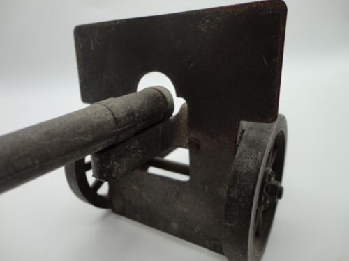 Vintage Military CAST STEEL Metal Howitzer Toy 8.5" Cannon (Made in the USA) - Picture 5 of 16
