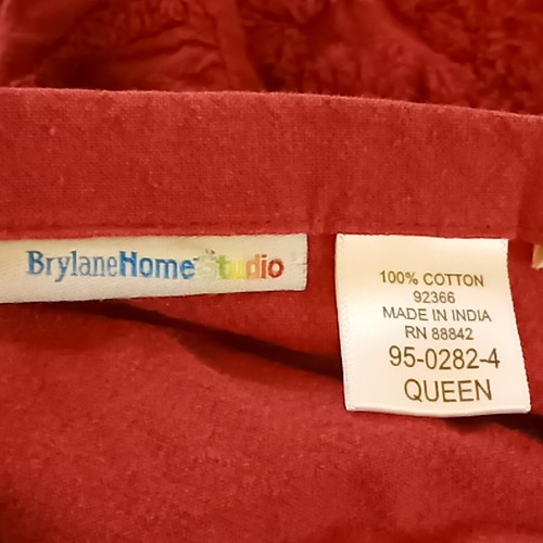 BrylaneHome Queen Chenille Bedspread Berry Burgundy Red 100% Cotton Coverlet - Picture 2 of 14