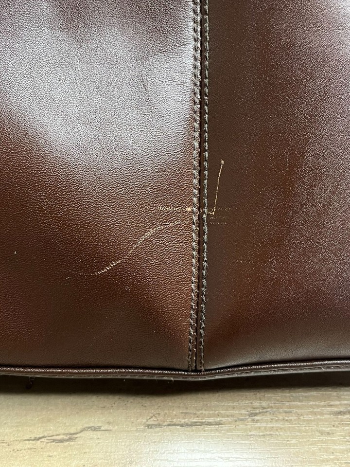 Etienne Aigner Classic Brown Shoulder Bag Purse Crossbody Leather