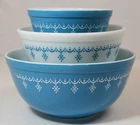 Pyrex Snowflake Blue Garland Mixing Nesting Bowl 401-402-403 Set of 3