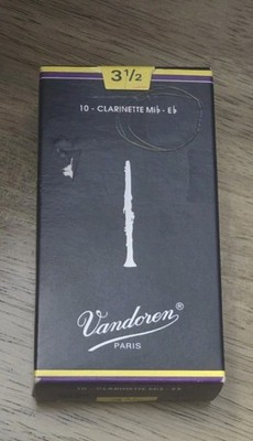 NEW Vandoren V21 Eb Clarinet Reeds Strength 3.5 OPEN BOX 8 REMAINING
