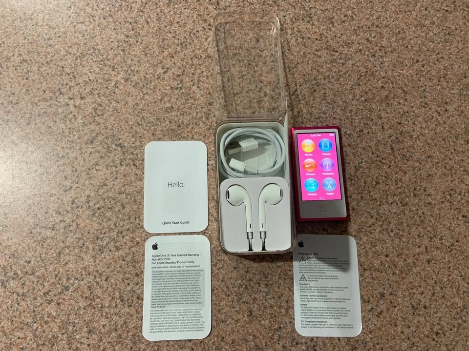 Apple iPod Nano 16GB (7th Generation), Pink In original