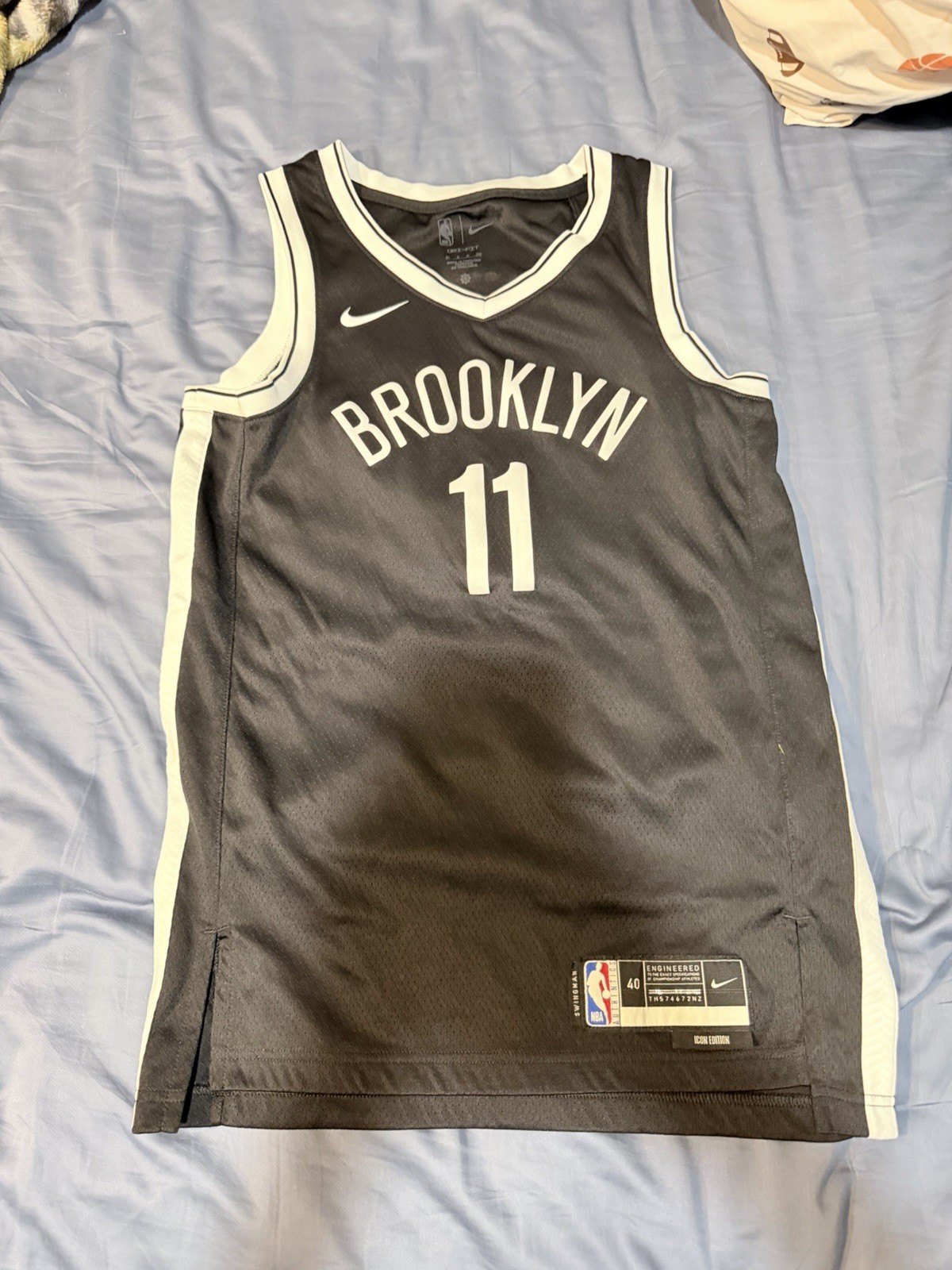 🏀 Nike Kyrie Irving #11 Brooklyn Nets Icon Edition Jersey