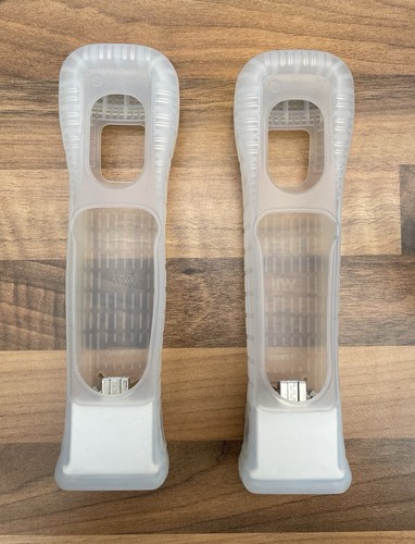 2x Official Nintendo Wii Motion Plus Adapter White Official Silicone Sleeve Pair