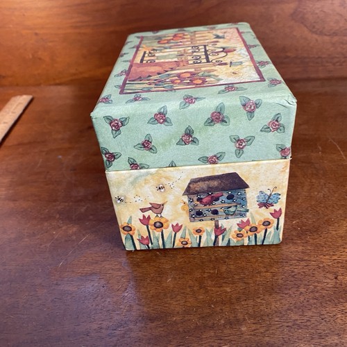Debi Hron Art - Birds Cat Rabbit - Lang Main Street Press 4 x 6 Recipe Card Box - Picture 4 of 10