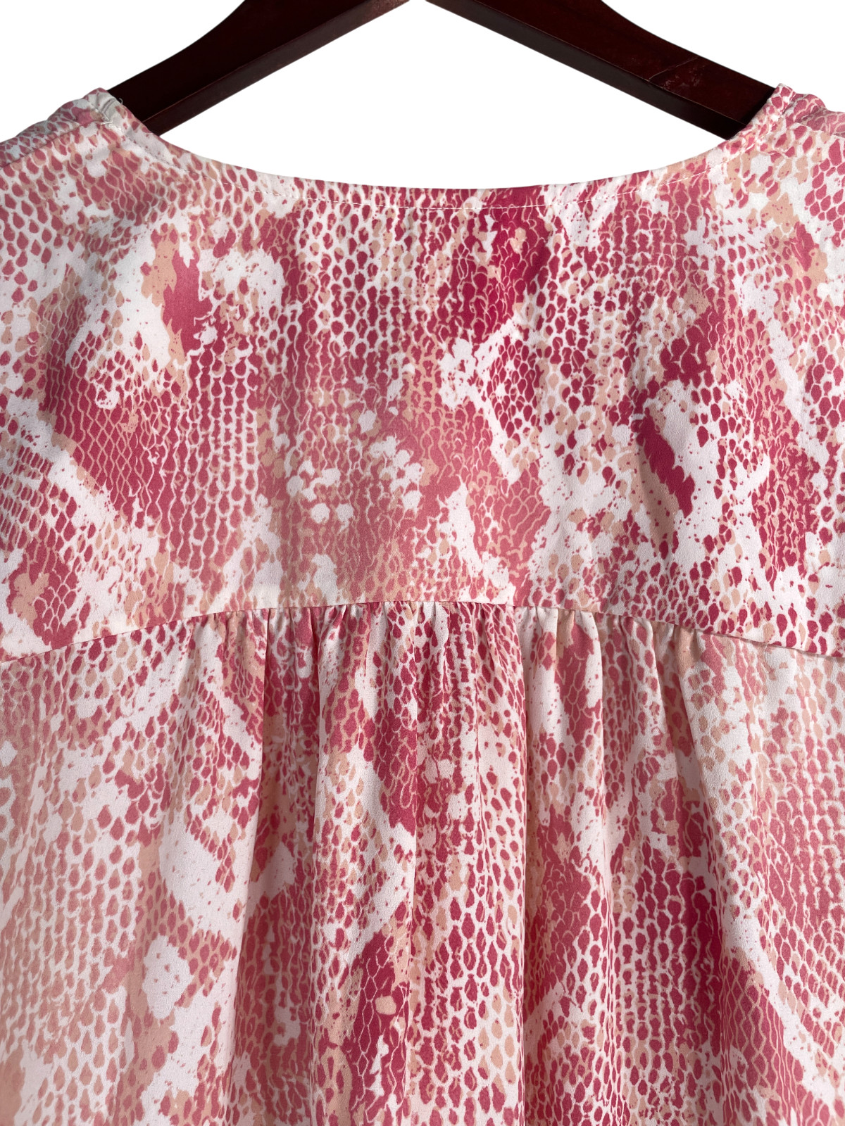 CAbi Bethany Python Blouse Medium Pink Balloon Sl… - image 8