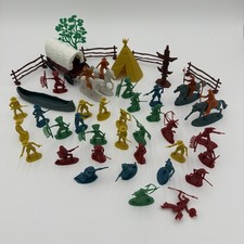 Vintage Cowboys Indians Plastic Play Set Teepee/Canoe/Wagon/Horses 49 pcs