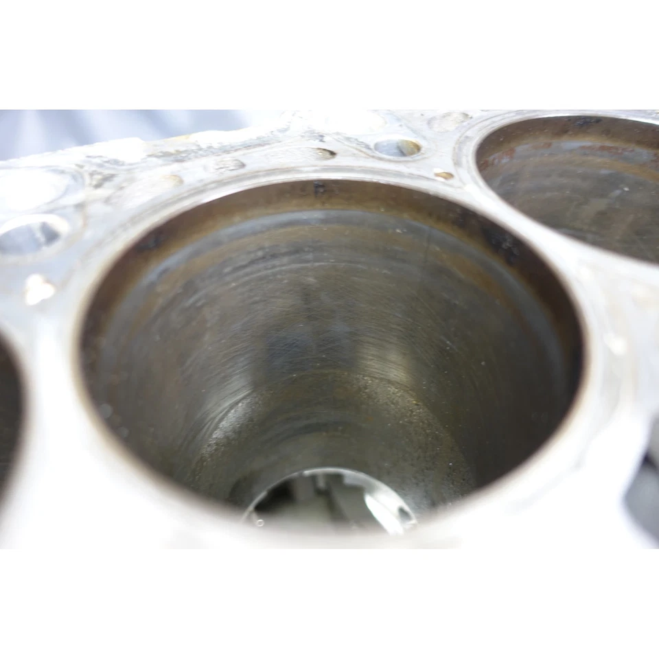  2009-2013 BMW E90 335d E70 X5 Diesel 6-Cyl Engine Cylinder Block Housing OEM - Image 3 of 4