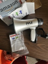 NOS Pyle Compact Megaphone Speaker with Siren Alarm Mode Silver PMP23SL