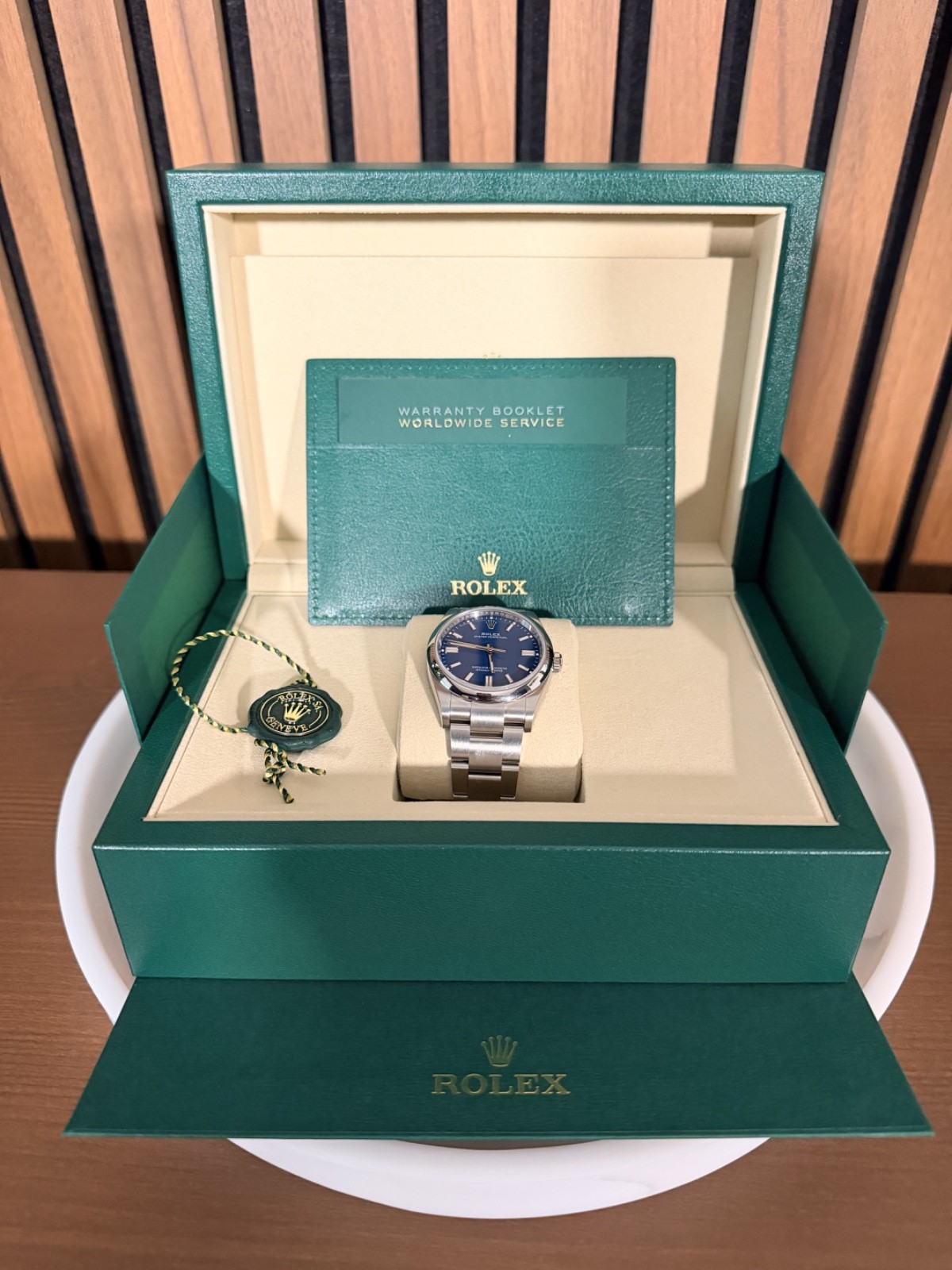 rolex oyster perpetual 126000