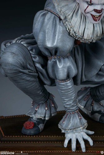 TWEETERHEAD IT 2017 Pennywise Maquette Statue Figure Bill Skarsgård Stephen King - Picture 9 of 12