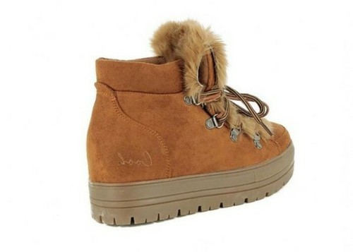Botines Coolway Oslo imitación gamuza tostado. Reino Unido 7. Suela de goma nueva con caja. Diseñador canadiense - Imagen 4 de 12