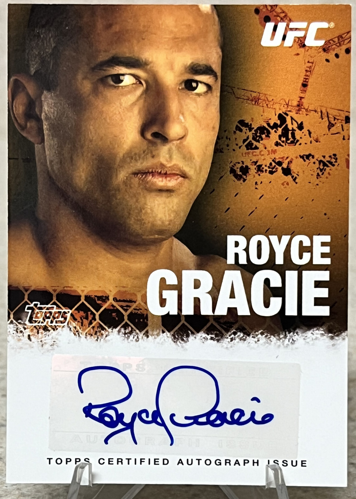 2010 TOPPS UFC ROUND 4 ROYCE GRACIE TOPPS UFC AUTOGRAPH SP AUTO! 🐐