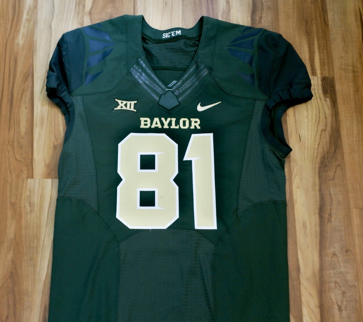 【L】NIKE ベイラー BAYLOR BEARS アメフト ジャージ NIKE ベイラー BAYLOR BEARS GAME DAY アメフト ジャージ フッパン