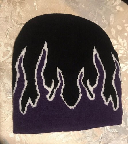 Bonnet Logo Flammes Violet Brodé, bonnet, Taille unique, Noir, NEUF