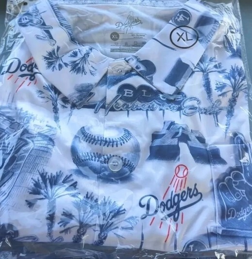 【新品未開封】7／１ Dodgers Hawaiian Shirt Night 新品未開封】7／1 Dodgers Hawaiian Shirt Night - メルカリ