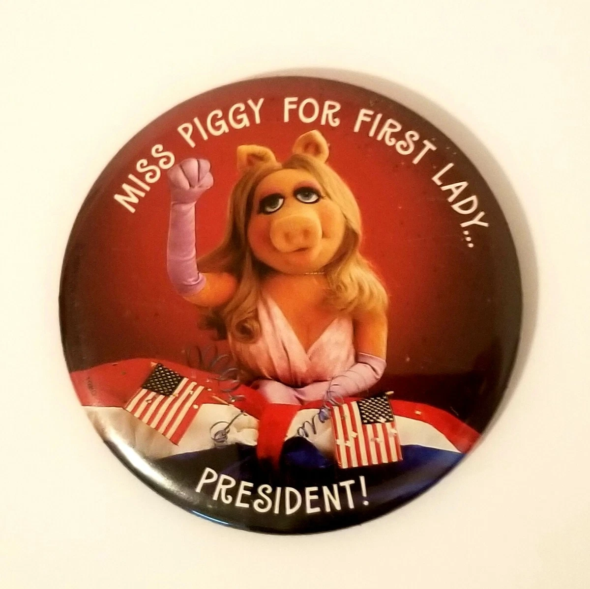 Button, badge MUPPETS - miss piggy