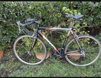 FUJI フジ ロードバイク ROUBAIX ブラック FUJI ( フジ ) ロードバイク ROUBAIX 1.1 ( ルーベ1.1