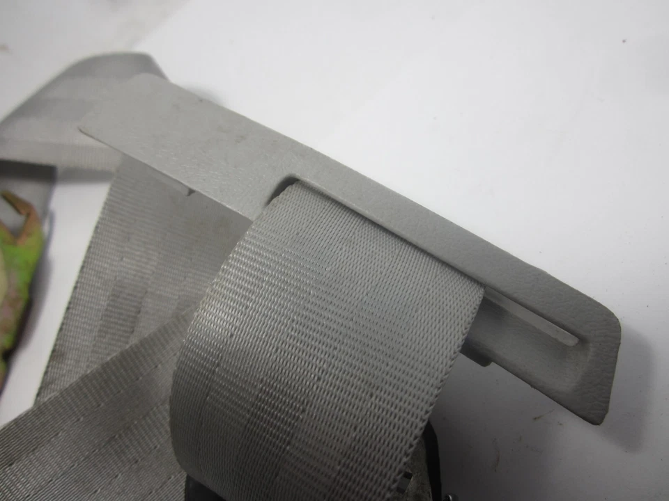 Cinturón de seguridad delantero derecho 84-90 Dodge Caravan Plymouth Voyager gris plateado nuevo en stock 4327337 Foto 2 de 4