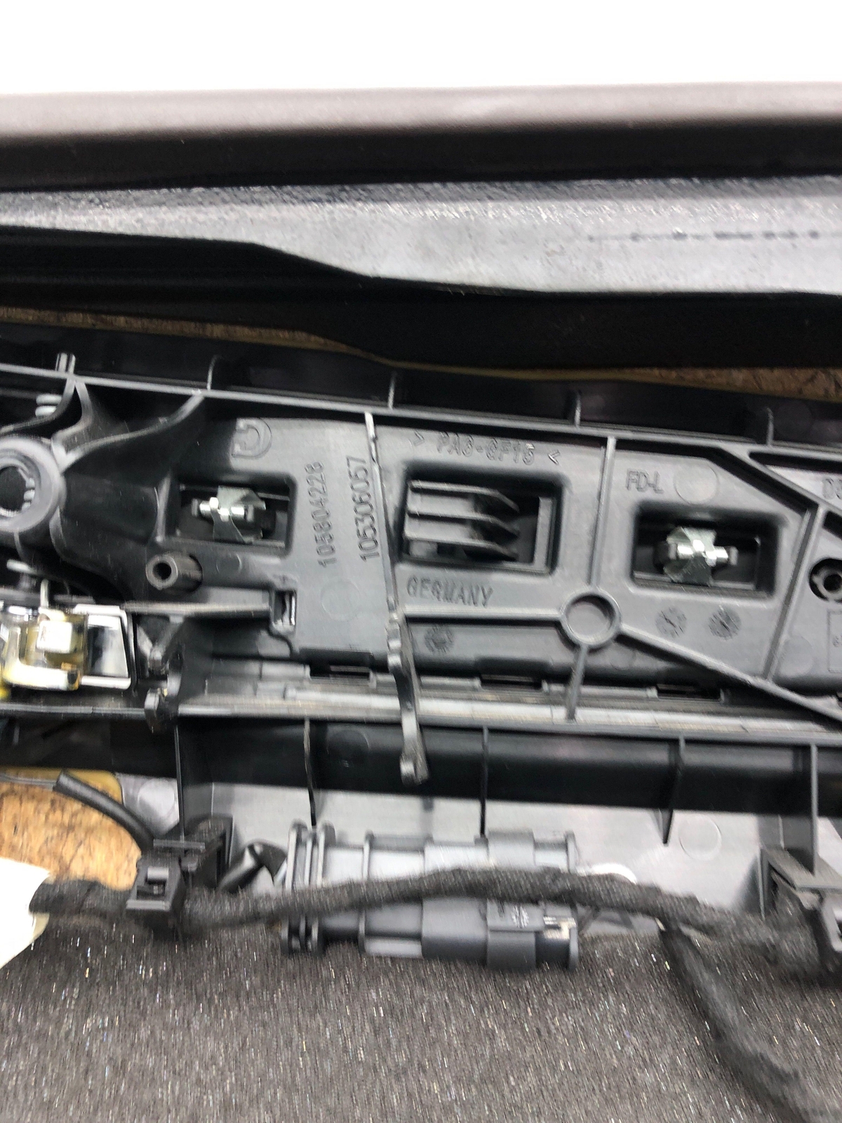 2014 - 2017 MASERATI GHIBLI M157 OEM FRONT LEFT DOOR PANEL 6700235800