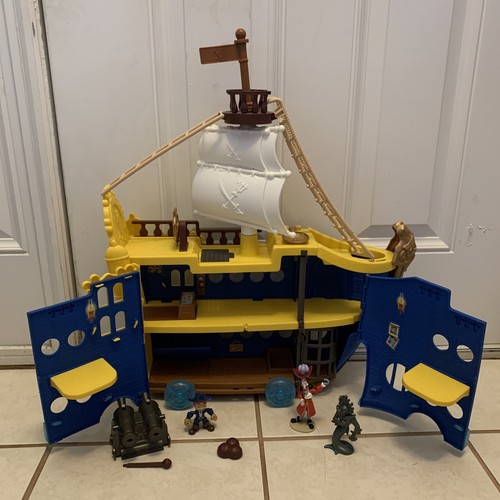 Disney Jake & The Neverland Pirates Mighty Colossus Rolling Ship, Figures/Extras | eBay