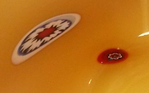 De colección. Borde ámbar de vidrio artístico Murano y centro opalescente amarillo con diseño Millefiori - Imagen 12 de 12