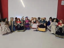 Dolls of the World Job Lot  Fine Porcelain Doll Collection - Collectable