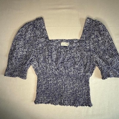 Universal Thread white & blue floral print crop top  square neck