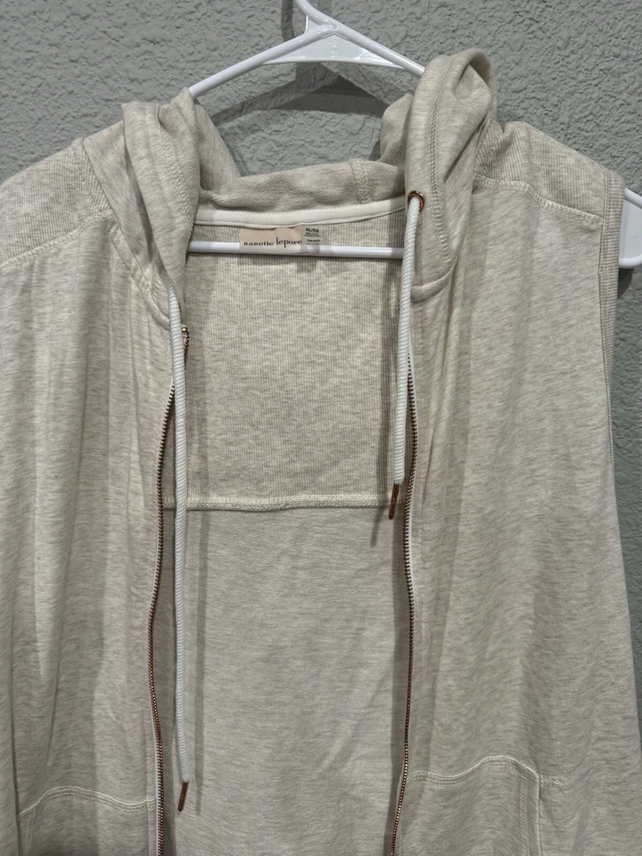 Sudadera con capucha sin mangas Nanette Lepore XL para mujer Foto 4 de 4