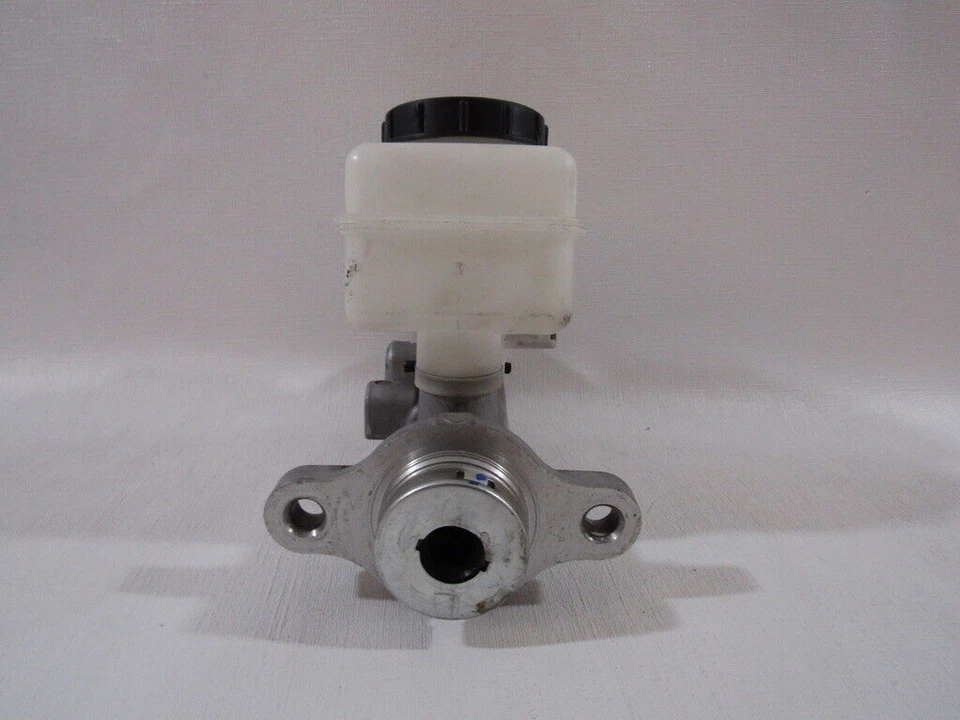 Subaru Forester 1998-2002 cilindro maestro de frenos depósito de líquido tanque de botella OEM Foto 3 de 4