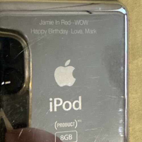 Apple iPod Nano A1236 (PRODUCT) RED 8GB Special Edition 3rd Gen (MB257LL/A) - Picture 6 of 10