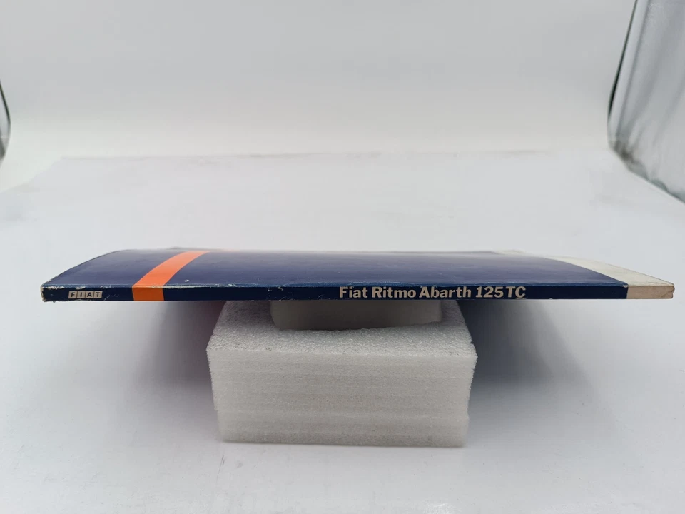 Manuale officina Fiat Ritmo Abarth 125 TC dati tecnici e generalità edizion 1981 - Immagine 2 di 4