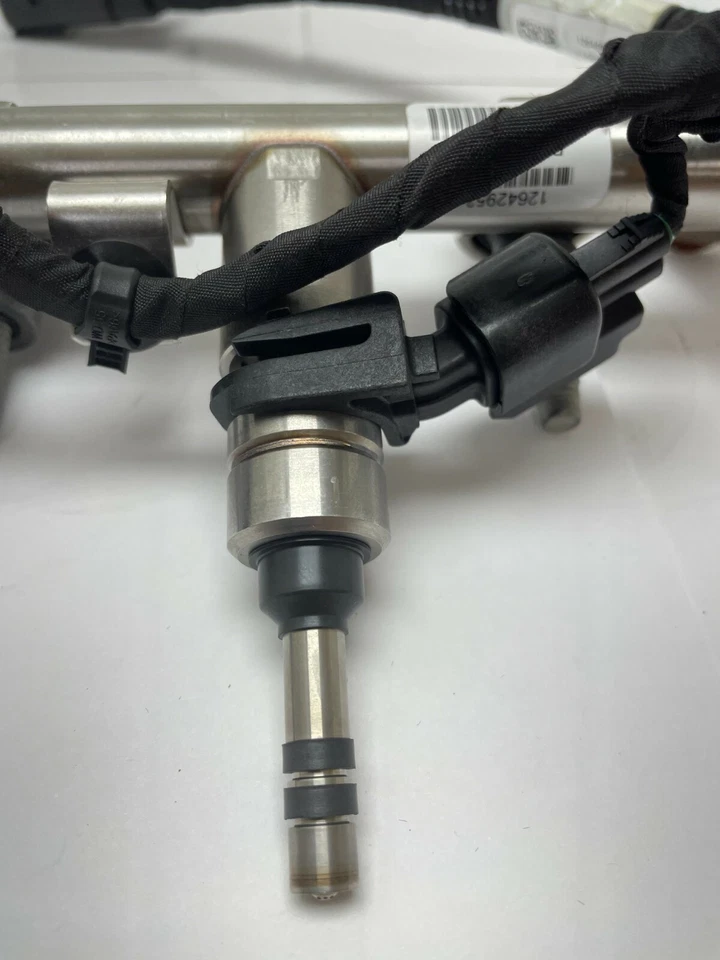 Inyectores de combustible GM Turbo 3,6 L con riel para Cadillac ATS CTS XTS 12642953 Foto 3 de 4