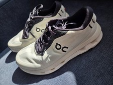 Size 8.5 - ON Cloud X 4 Ivory Black W