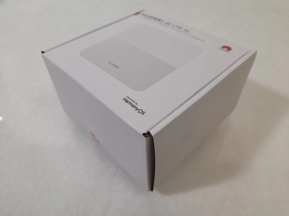 Huawei 4G CPE 5s B320-323 300Mbps Wireless 4G+LTE Wifi Router - Image 2 of 4