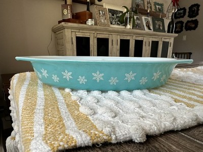 VTG Pyrex Snowflake Blue Divided Casserole #575B 1.5 Quart 1950s 60s Turquoise
