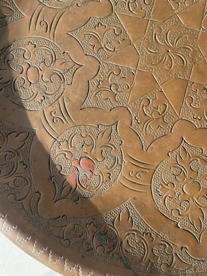 "Antigua bandeja de cobre sirio de Alepo 13"" diseño islámico estrella perseguida حلب marca Halab" Foto 4 de 4