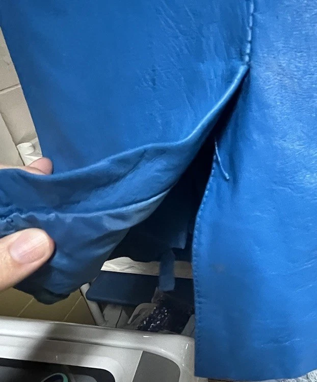 Avon Fashions 皇家蓝色皮裙 7/8 码 — 第 3/4 张图片