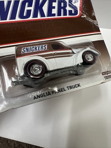 HOT WHEELS SNICKERS CANDY BAR ANGLIA PANEL TRUCK 1:64 2013 NEW - Picture 6 of 16