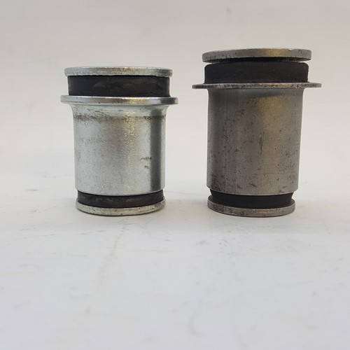 KIT BOCCOLE BRACCI OSCILLANTI ANTERIORI FIAT 125 - 132 PER 4060019 - 4055976 - Imagen 2 de 8