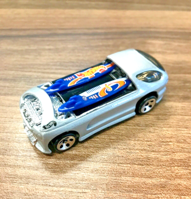 Hot Wheels Deora II #065 HW '00 First Editions 5/36 Silver Loose