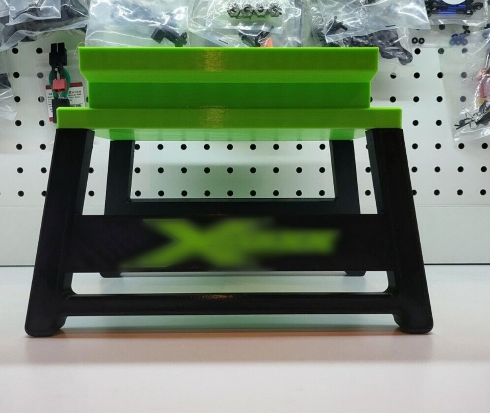 Custom made RC Stand for Traxxas XMAXX ULTIMATE - RC Stand - Custom ...
