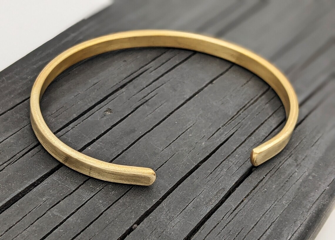 Classic 4mm Men's Open Cuff Bangle Bracelet 8 in Yellow Gold Plated 925 Silver