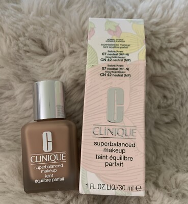 Clinique Superbalanced Makeup ~ (07 ~ CN 42 NEUTRAL ) ~ 1oz/30ml Full Size NIB