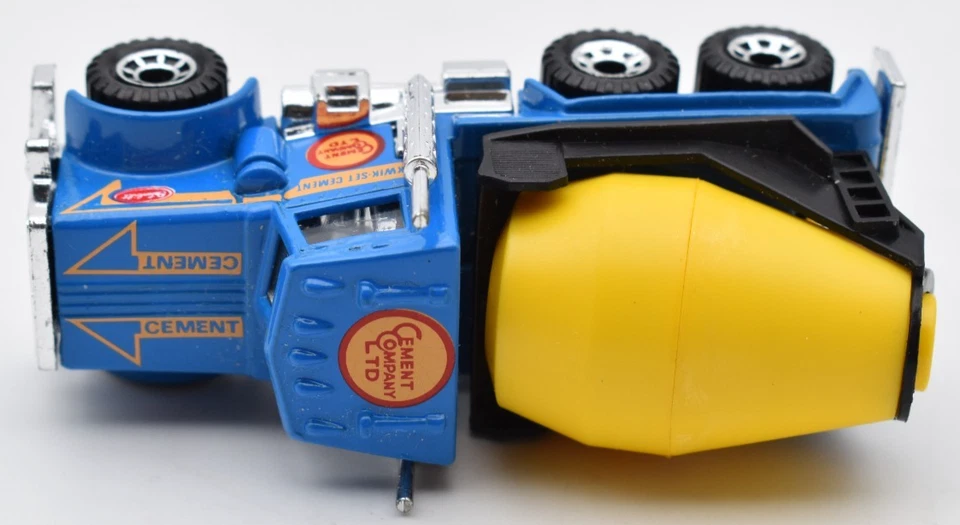 Matchbox Superfast #19 Peterbilt Cement Truck Kwik Set Cement. Made in Macao - Immagine 3 di 4