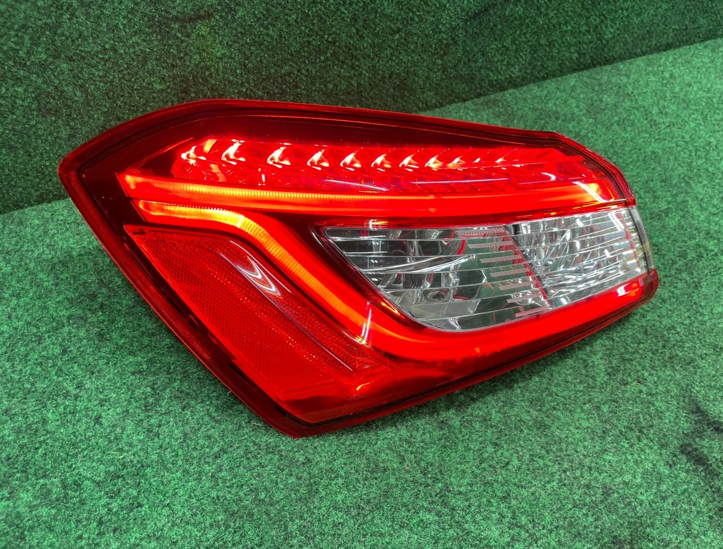 2014-2020 Maserati Ghibli M157 Rear Left Driver Side Outer Tail Light Lamp OEM
