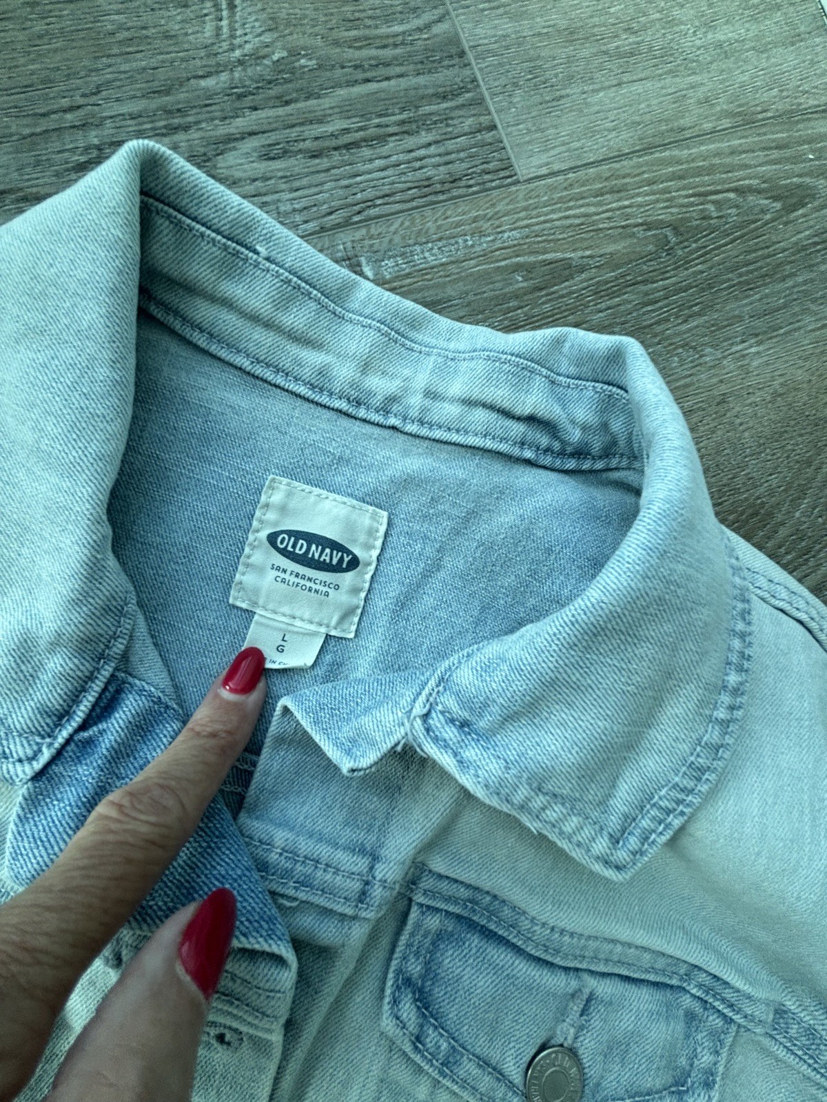 EUC Old Navy Basic Denim Jean Jacket - Size L - L… - image 2