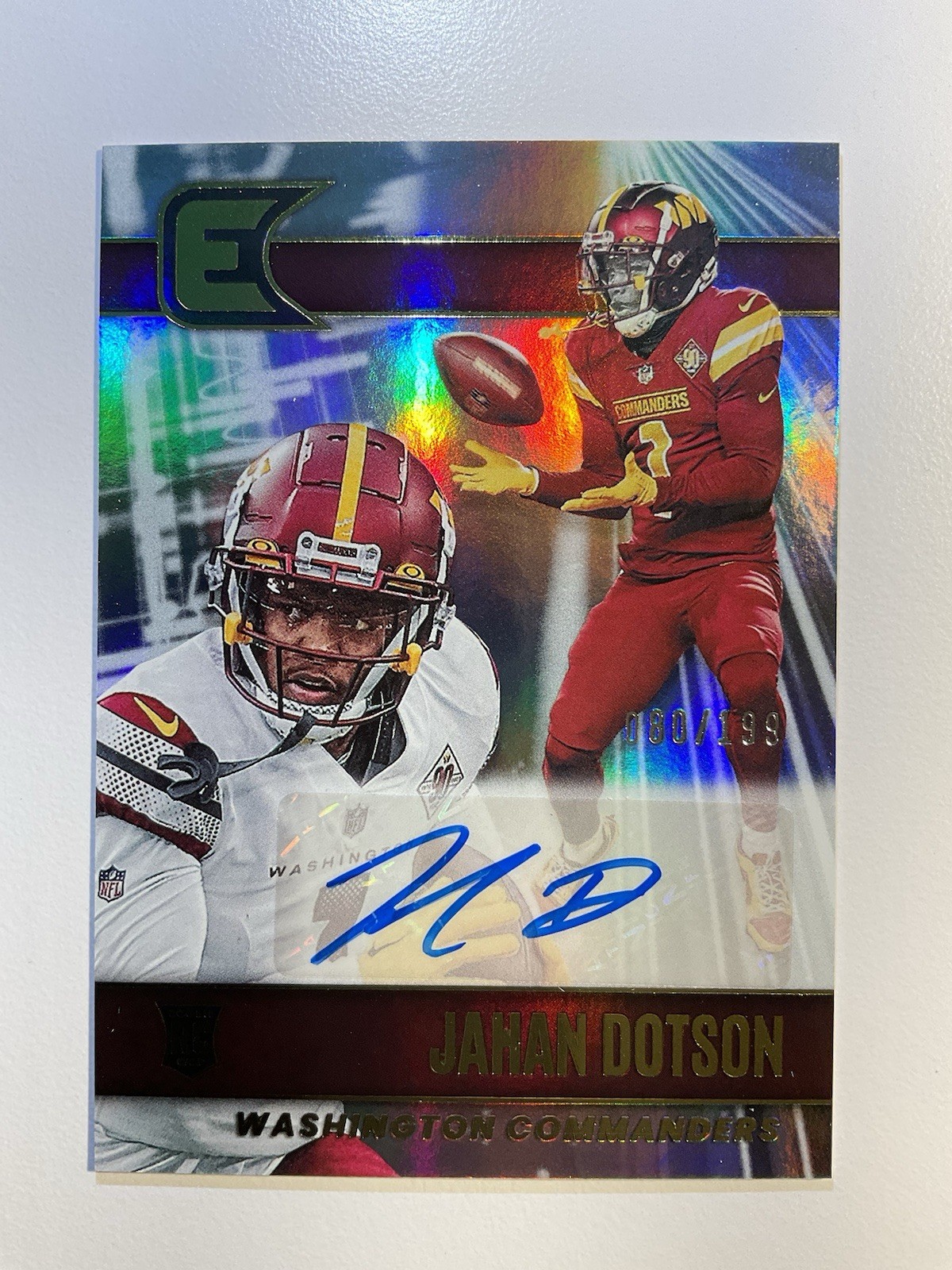 2022 Panini Chronicles Essentials Jahan Dotson RC Rookie Auto /199 Commanders