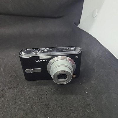 Panasonic Lumix DMC-FX12 Digital Camera 7.2MP Zoom Working-No